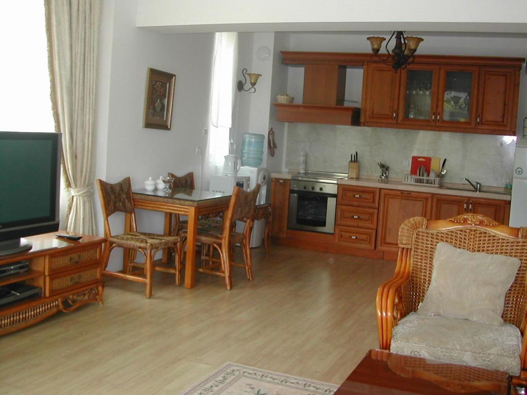 Oasis Suites Apartments And Studios رافدا الغرفة الصورة
